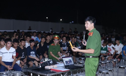 Học viện CSND phối hợp tuyên truyền phòng, chống ma túy cho người lao động thuộc dự án Vinhomes Ocean Park tại Hưng Yên